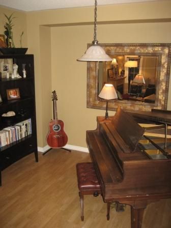 1363 Brookstar Dr, Oakville, L6M3W1 | Image 3