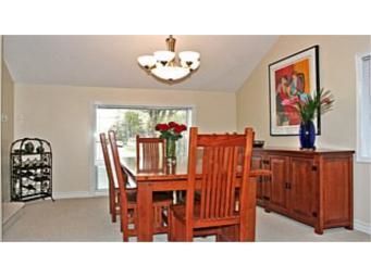 499 Rebecca St, Oakville, L6K1K8 | Image 3