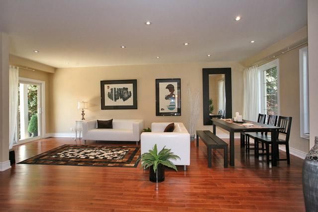 1376 Northaven Dr, Mississauga, L5G4E9 | Image 2