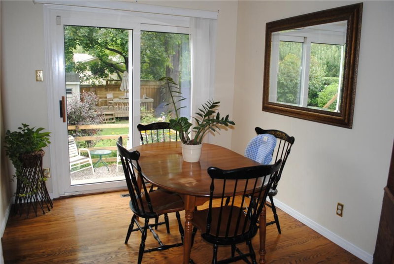 38 Culham St, Oakville, L6H1G5 | Image 3