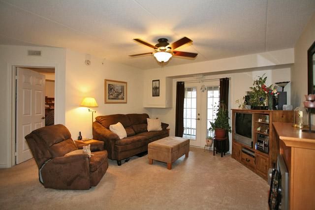 208 - 1487 Maple Ave, Milton, L9T0B7 | Image 3