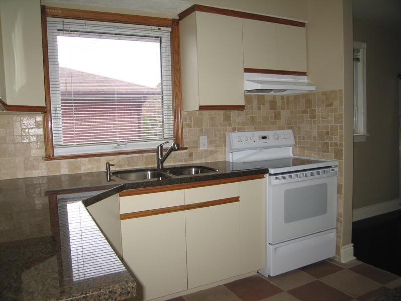 240 Weighton Dr, Oakville, L6K2R1 | Image 3