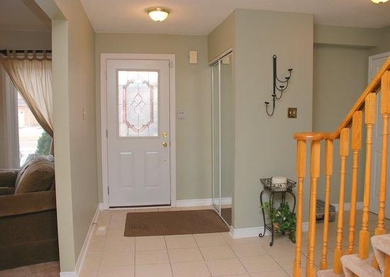 33 Meaghan St, Hamilton, L0R 2H5 | Image 2