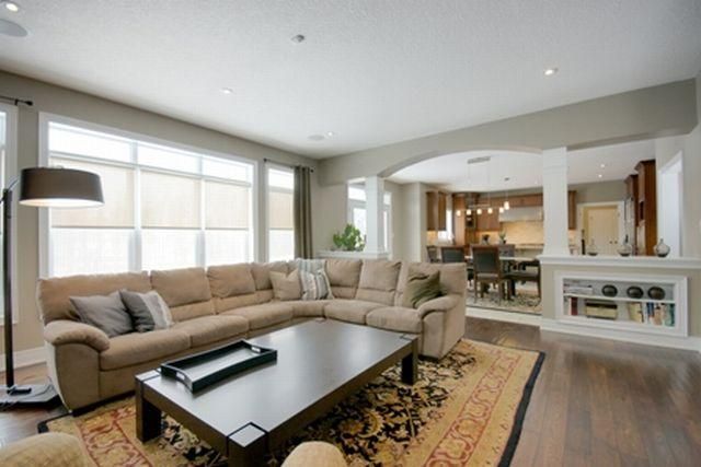 11365 Taylor Crt, Milton, L0P 1B0 | Image 2