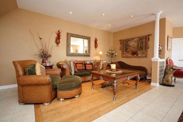 2363 Parkglen Ave, Oakville, L6M 4Y4 | Image 3