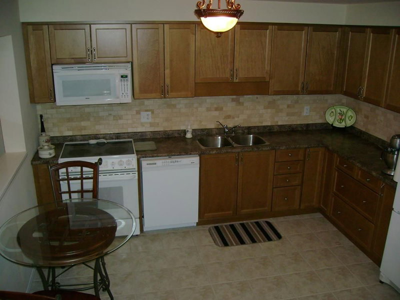 9 Manitoulin Tr, Hamilton, L9B 2X8 | Image 3