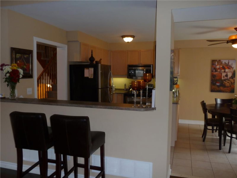 1 - 2250 Rockingham Dr, Oakville, L6H 6J3 | Image 3