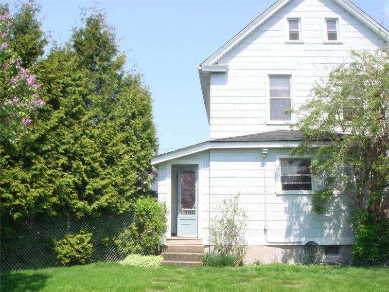 4878 Stamford St, Niagara Falls, L2E1M1 | Image 2