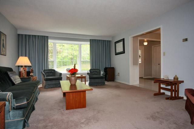 1179 Havendale Blvd, Burlington, L7P 3R6 | Image 2