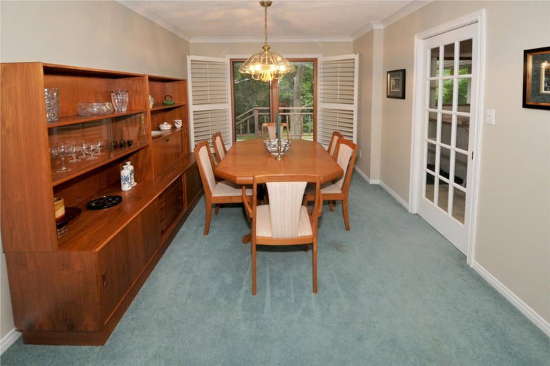 388 Ash Rd, Oakville, L6J4P7 | Image 3