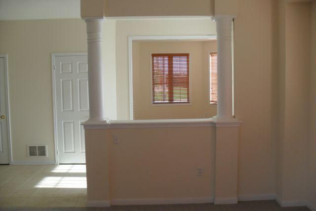 1090 Trudeau Dr, Milton, L9T 0A3 | Image 2