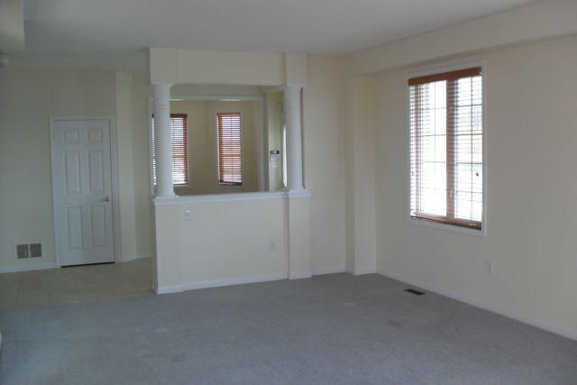 1090 Trudeau Dr, Milton, L9T 0A3 | Image 3