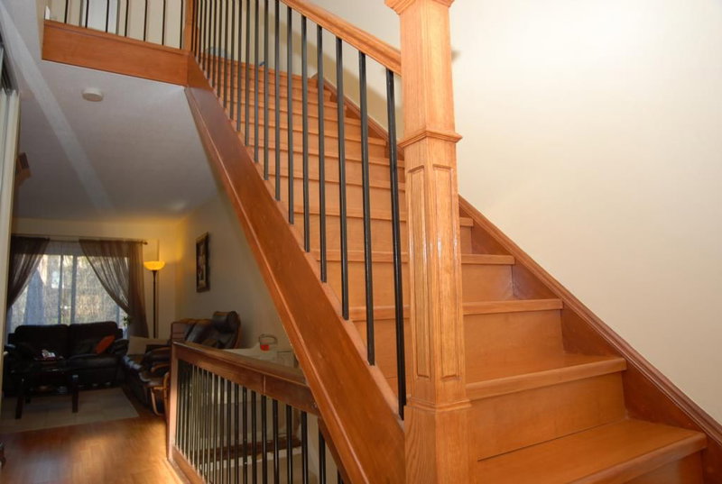 41 - 1532 Lancaster Dr, Oakville, L6H 2Z3 | Image 2