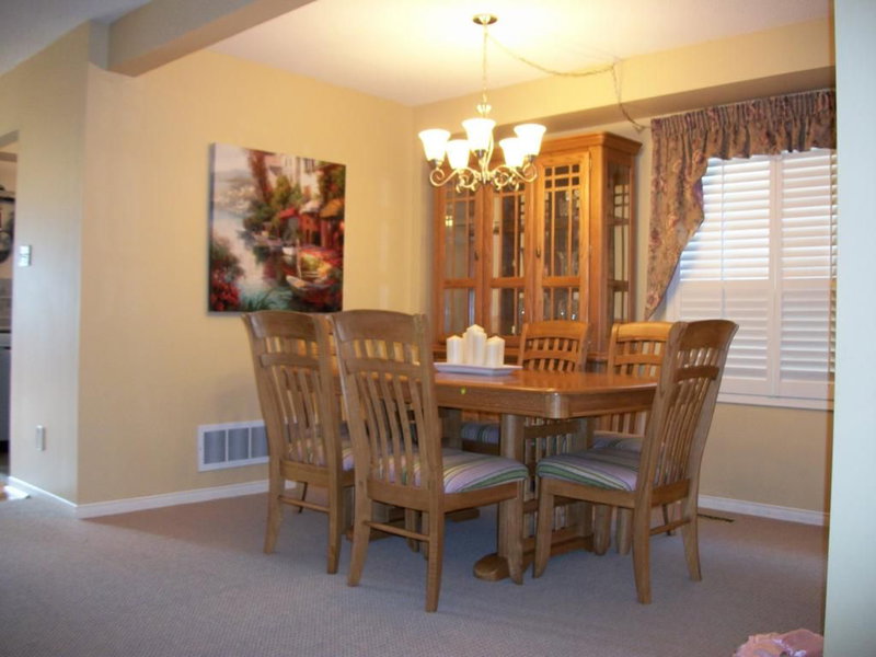 5126 Des Jardines Dr, Burlington, L7L 6L7 | Image 3