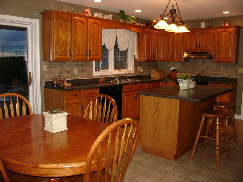 2330 Centre St, Pelham, L0S 1M0 | Image 3