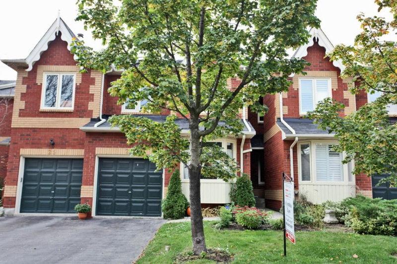 26 - 2006 Glenada Cres, Oakville, L6H 5R9 | Image 2