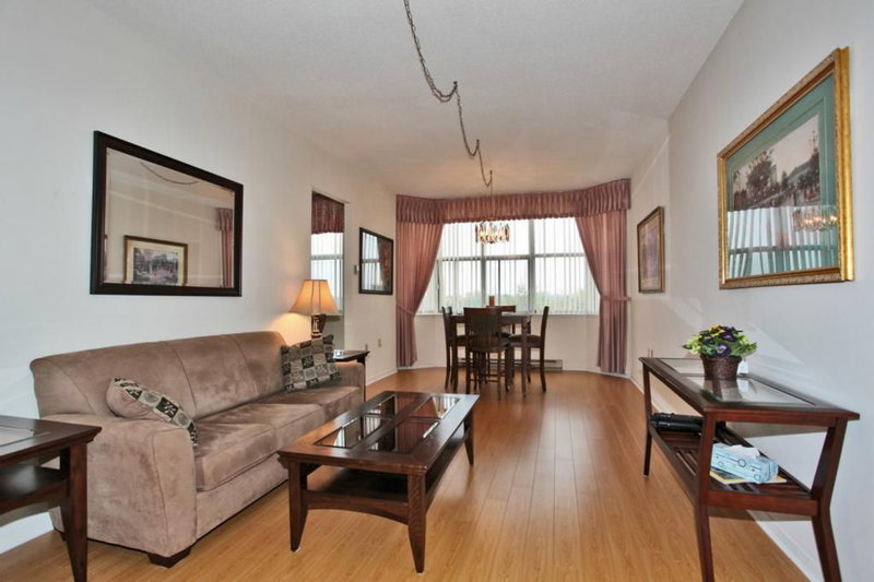 409 - 2199 Sixth Line, Oakville, L6H 5V | Image 3
