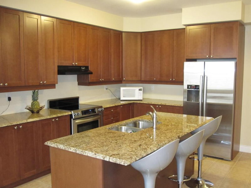 899 Pickersgill Cres, Milton, L9T 7T7 | Image 2