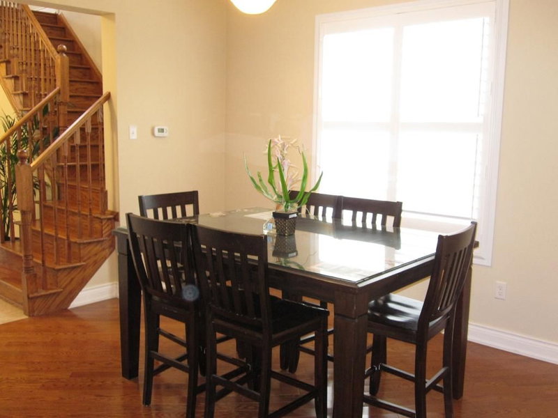 899 Pickersgill Cres, Milton, L9T 7T7 | Image 3