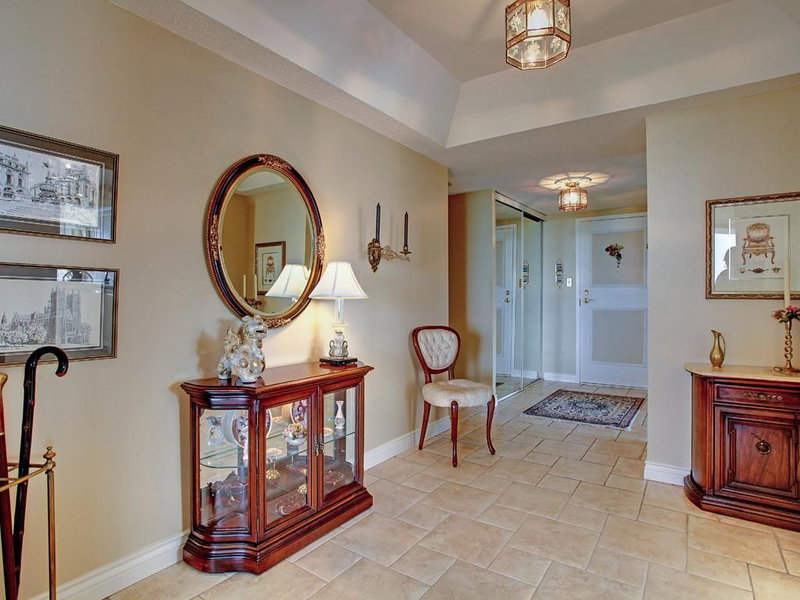 1602 - 2180 Marine Dr, Oakville, L6L 5V2 | Image 3