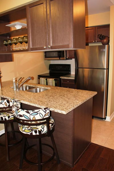 Unit 606 — 2379 Central Park Dr, Oakville - River Oaks image-0-4