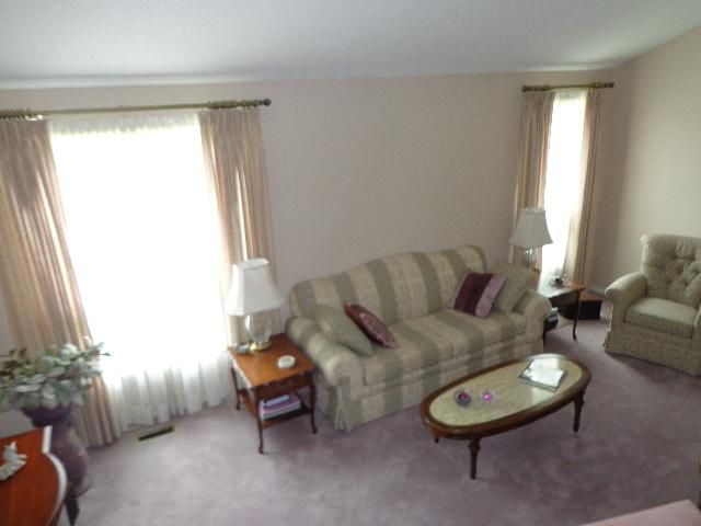 163 Romain Cres, Oakville, L6H 5A7 | Image 3