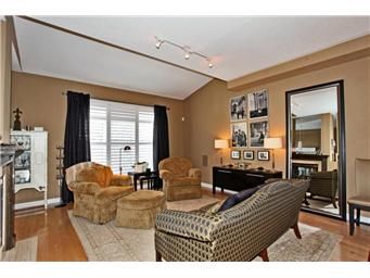 5 - 4360 Millcroft Park Dr, Burlington, L7M4T7 | Image 2