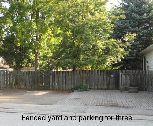 B - 53 Robert St, Milton, L9T1G7 | Image 2