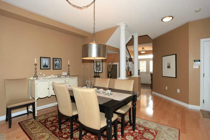 5 - 4360 Millcroft Park Dr, Burlington, L7M4T7 | Image 3