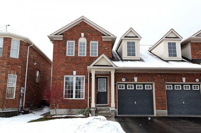 Semi-Detached House sold at 1008 Cooper Avenue, Milton, L9T5W7 - Beaty - MLS: O2581091