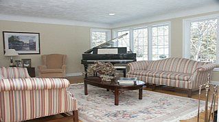 64 Brentwood Rd, Oakville, L6J4B4 | Image 2