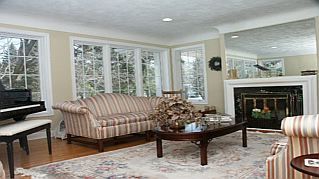 64 Brentwood Rd, Oakville, L6J4B4 | Image 3