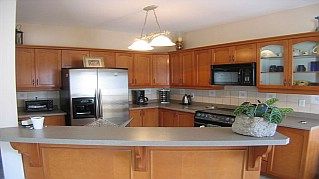 2433 Valley Heights Cres, Oakville, L6H6X3 | Image 3