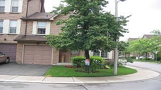 61 - 2272 Mowat Ave, Oakville, L6H5L8 | Image 2