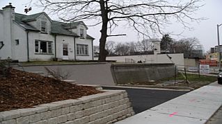 86 Kerr St, Oakville, L6K3A3 | Image 2