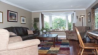 729 Coulson Ave, Milton, L9T4J3 | Image 2