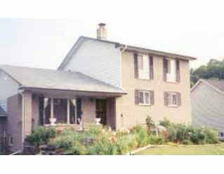 Detached House sold at 79 Caroline Street, Clearview, Ontario, L0M 1G0 - Rural Clearview - MLS: S0302116