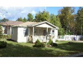 Detached House sold at 856 Central Avenue, Innisfil, Ontario, L9S 1Y8 - Alcona - MLS: S0400257