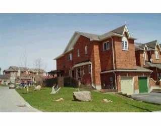 74 Drake Dr, Barrie, L4N 8X4 | Image 3