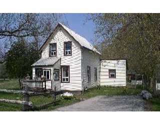Detached House sold at 4 Gray Street, Severn, Ontario, L0K 1E0 - Coldwater - MLS: S0503372
