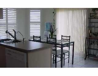 102 Esther Dr, Barrie, L4N 0V8 | Image 3