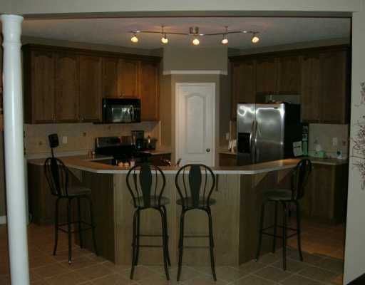 1091 Booth Ave, Innisfil, L9S 4W6 | Image 2