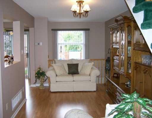 92 Cunningham Dr, Barrie, L4N 8L5 | Image 2