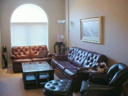 3 - 358 Little Ave, Barrie, L4N 2Z6 | Image 3