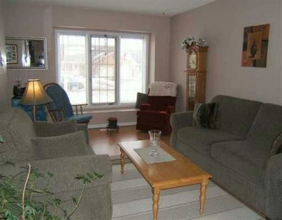 31 Harwood Dr, Barrie - Painswick North image-0-1