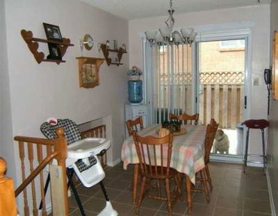 31 Harwood Dr, Barrie - Painswick North image-0-4