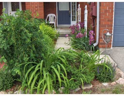 371 Ferndale Dr S, Barrie, L4N 9Y8 | Image 2