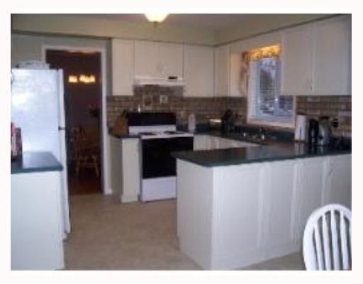 99 Highland Dr, Oro-Medonte, L0L 2L0 | Image 3