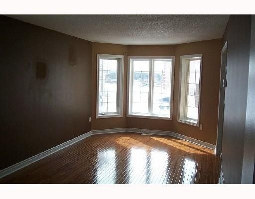 53 Priscilla's Pl, Barrie, L4N 5X6 | Image 2