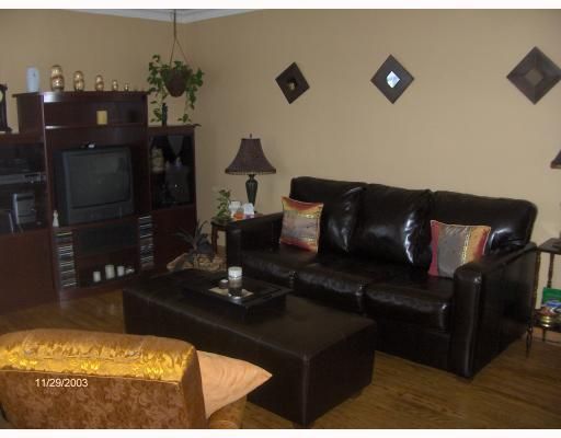 177 Duckworth St, Barrie, L4M 3W6 | Image 2